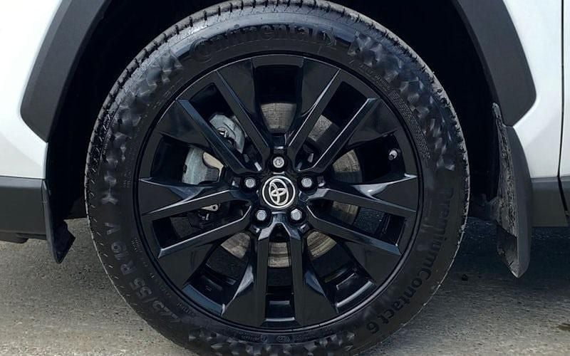 Used Toyota RAV4 218 HP (160 kW) 2025 Estate