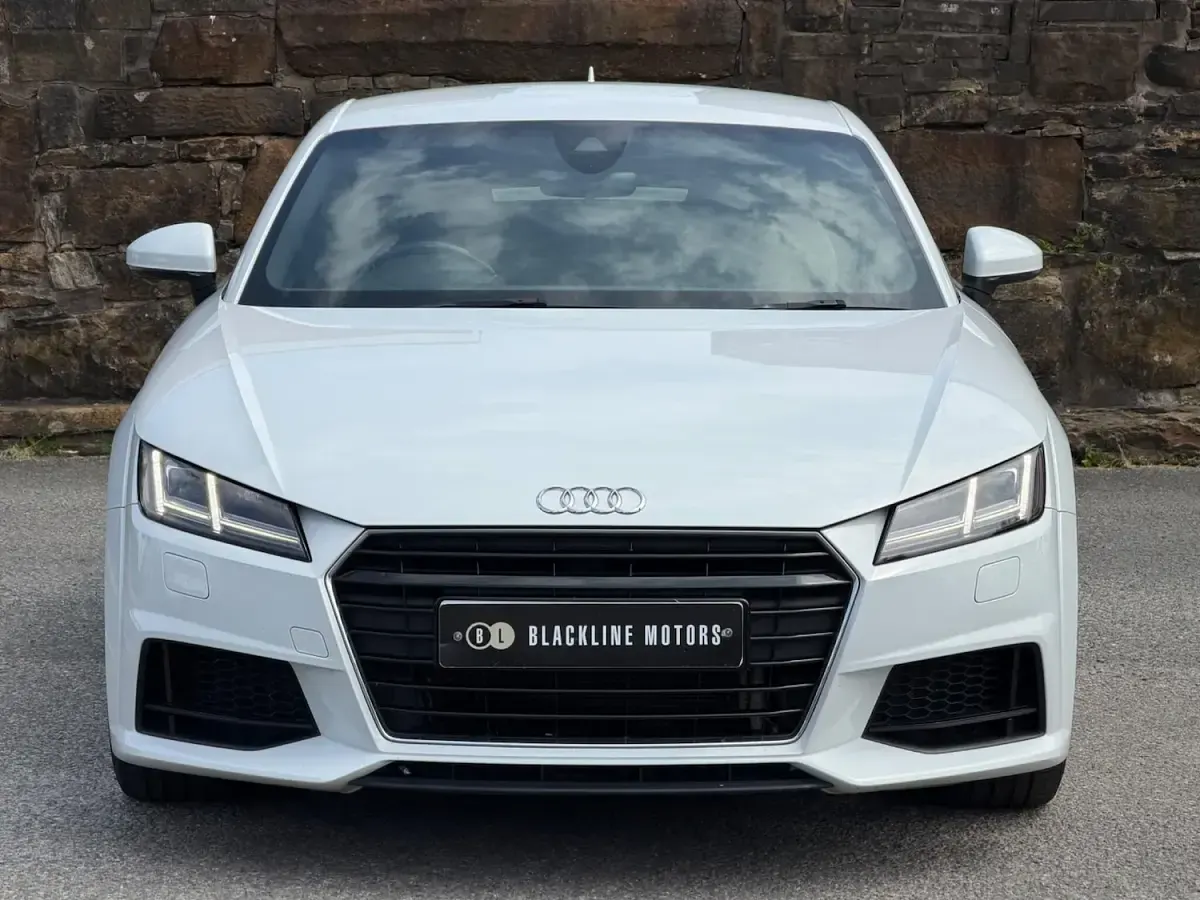Used Audi TT S-Line 230 HP (169 kW) 2015 White Coupe
