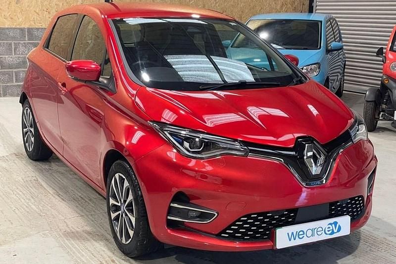 Used Renault Zoe GT-Line 100 kW (136 HP) 2020 Red Hatchback