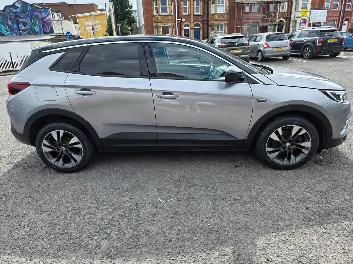 Used Vauxhall Grandland X SRi 2020 Grey SUV