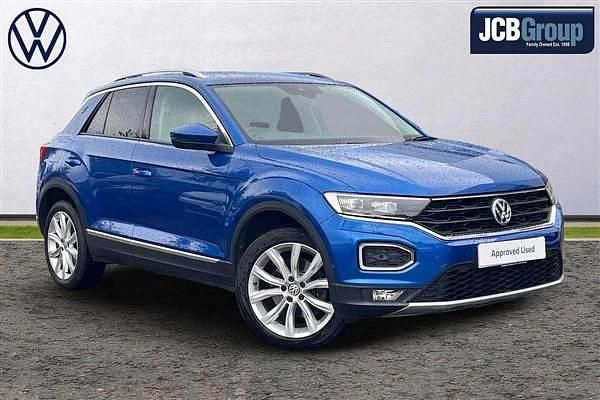 Blue Used 2018 VW T-Roc SEL SUV | £16,790 (Fair price) - Image 1/4