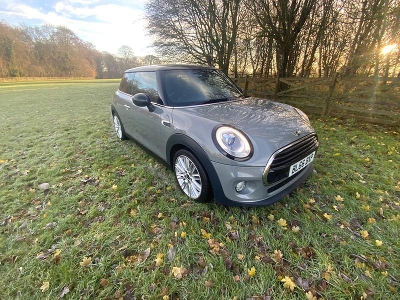 Used Mini Cooper Hatch 136 HP (100 kW) 2016 Grey Hatchback