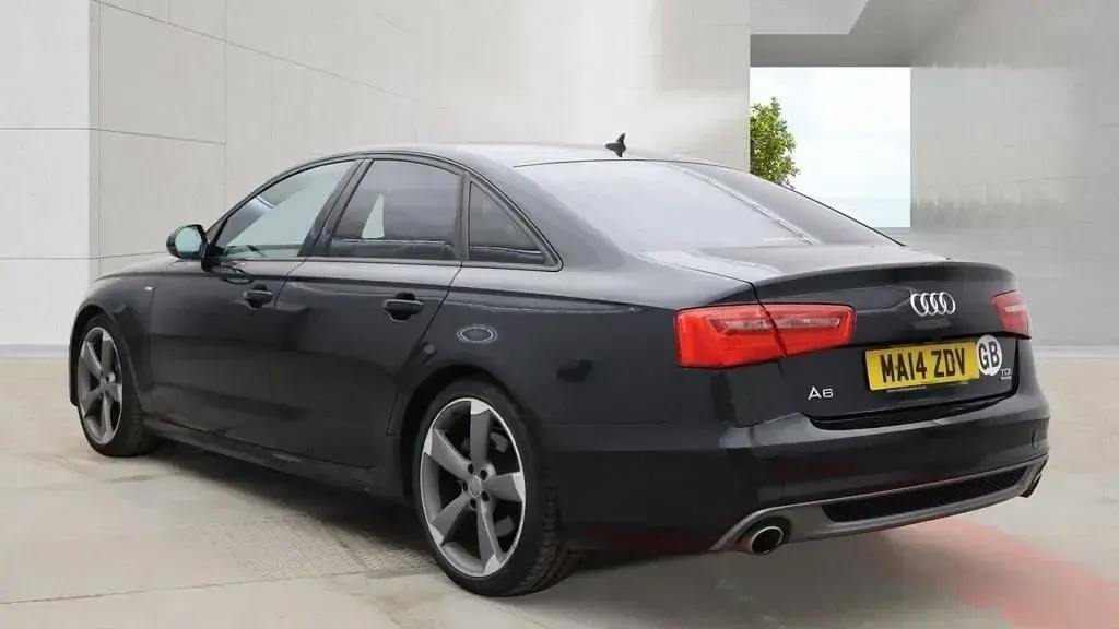 Begagnad Audi A6 Black Edition 313 HK (230 kW) 2014 Svart Sedan
