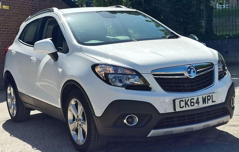 White Used 2014 Vauxhall Mokka S SUV | £4,595 (Fair price) - Image 1/4
