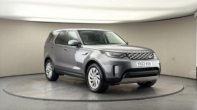 Used Land Rover Discovery 5 S 300 HP (220 kW) 2022 Eiger grey SUV