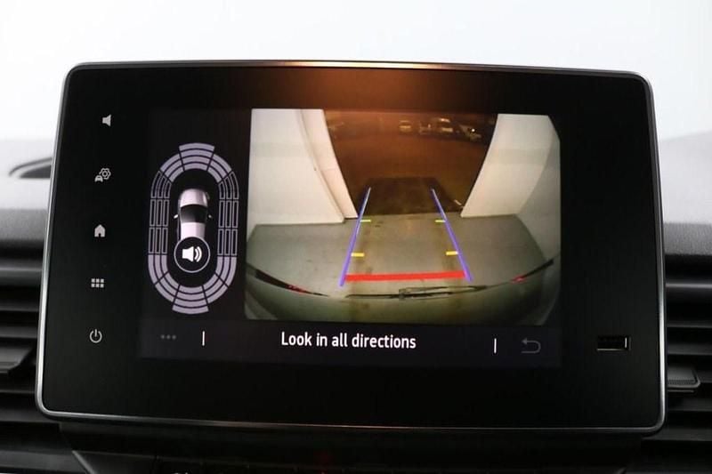 Used Vauxhall Combo 100 HP (73 kW) 2021 White MPV