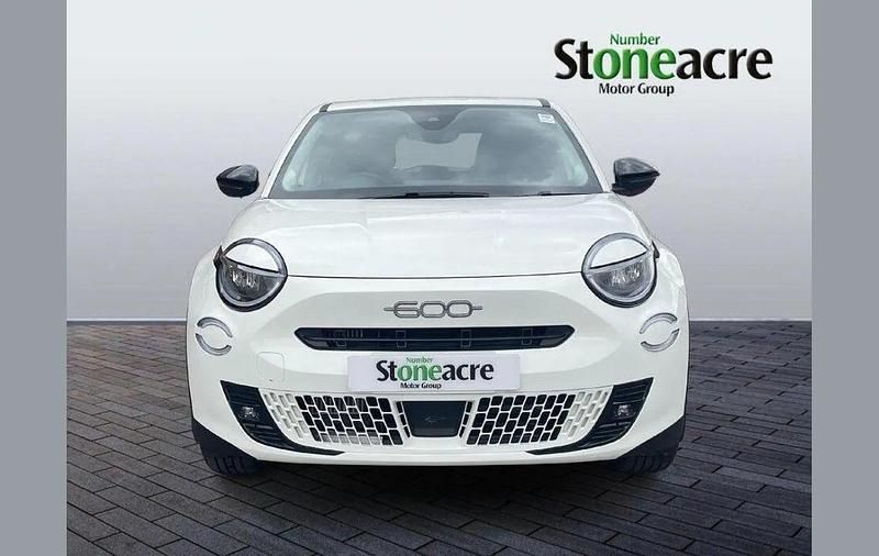 New Fiat 600 134 HP (98 kW) 2025 White SUV