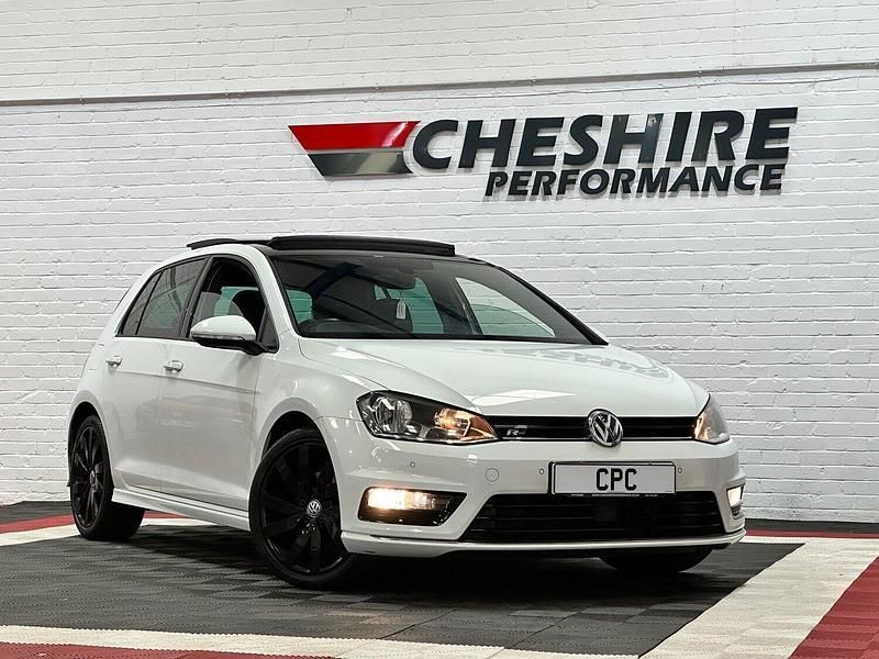 Used VW Golf VII R-line Edition 148 HP (108 kW) 2017 White Hatchback
