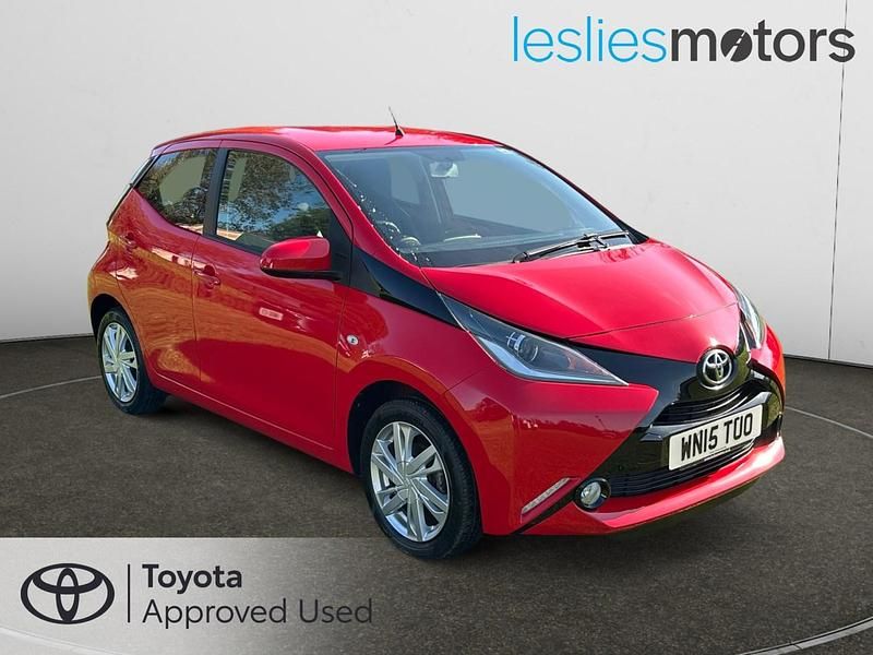 Red Used 2015 Toyota Aygo x-press Hatchback | £8,499 (A bit pricey) - Image 1/3