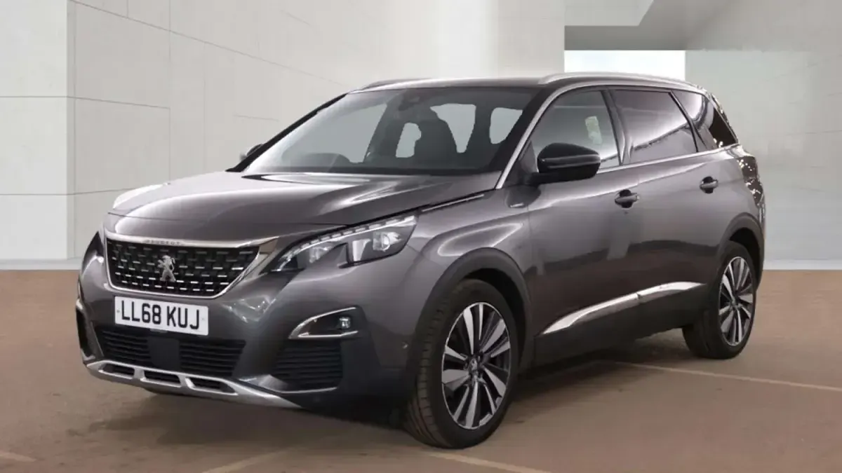 Used Peugeot 5008 Premium 130 HP (95 kW) 2018 Grey SUV