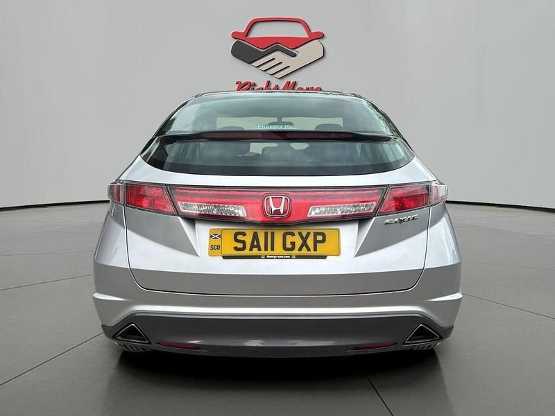 Used Honda Civic SE 2011 Silver Hatchback