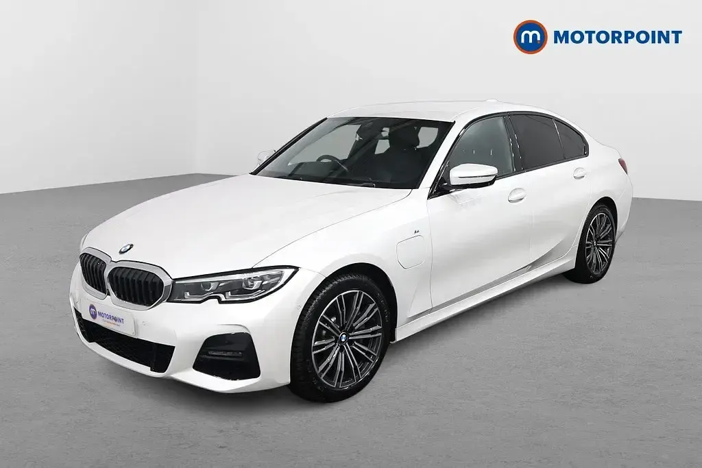 Begagnad BMW 330e M Sport 2020 Vit Sedan