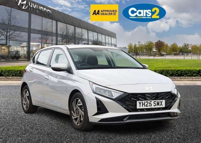 Grey Used 2025 Hyundai i20 Advanced Hatchback | £19,990 (Expensive) - Image 1/4