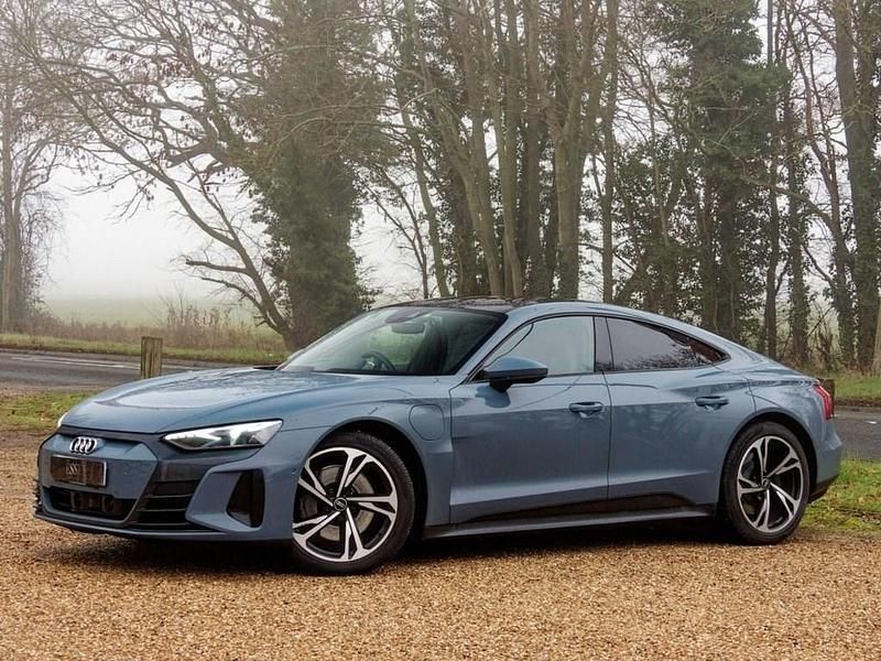 Used Audi e-tron GT quattro Design 350 kW (476 HP) 2024 Grey Sedan