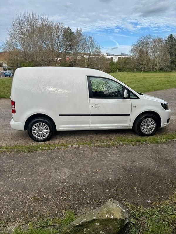 Used VW Caddy Trendline 102 HP (75 kW) 2014 White MPV