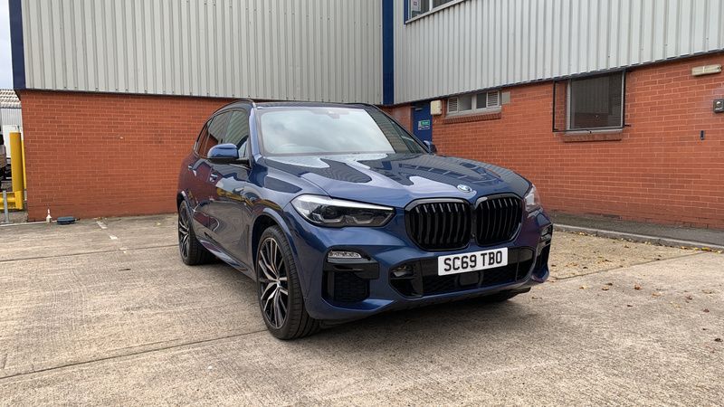 Blue Used 2019 BMW X5 M Sport SUV | £31,000 (Fair price) - Image 1/4
