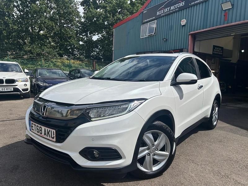White Used 2019 Honda HR-V EX SUV | £12,980 (Fair price) - Image 1/4