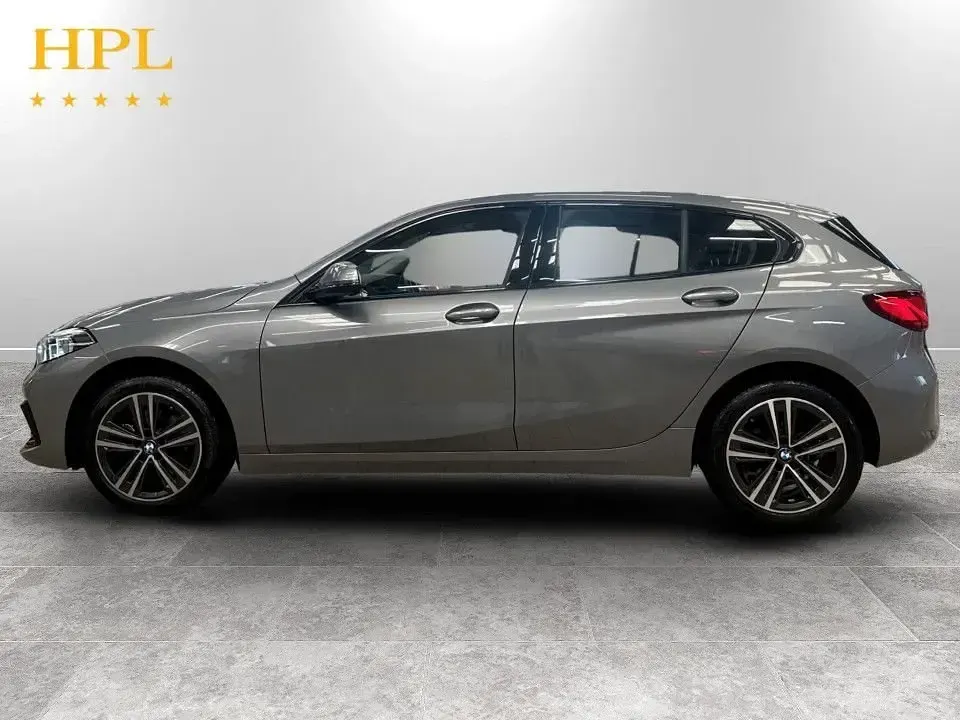 Used BMW 118 Sport Line 136 HP (100 kW) 2023 Grey Hatchback