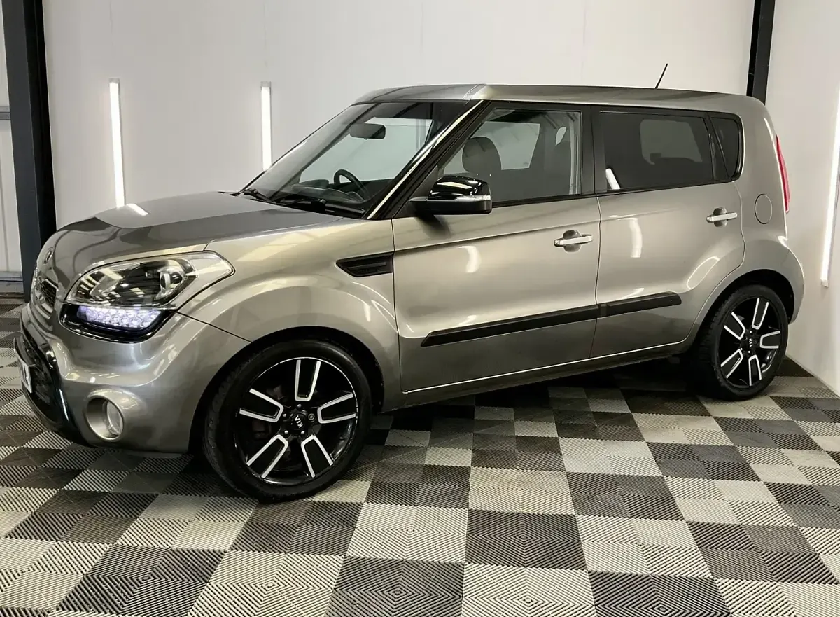 Used Kia Soul 2013 Silver SUV