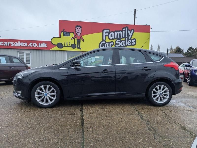 Used Ford Focus Titanium 2015 Black Hatchback