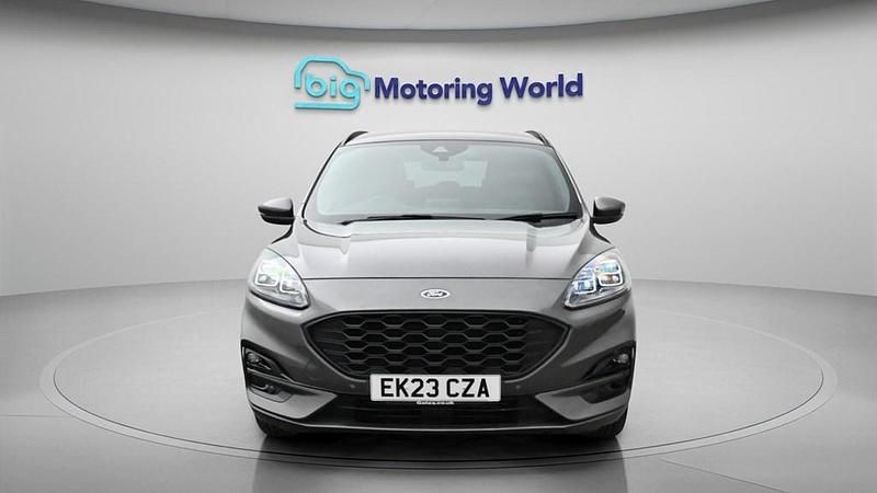 Used Ford Kuga ST-Line 150 HP (110 kW) 2023 Grey SUV