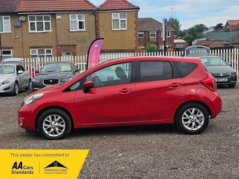 Used Nissan Note Acenta 80 HP (58 kW) 2016 Red MPV