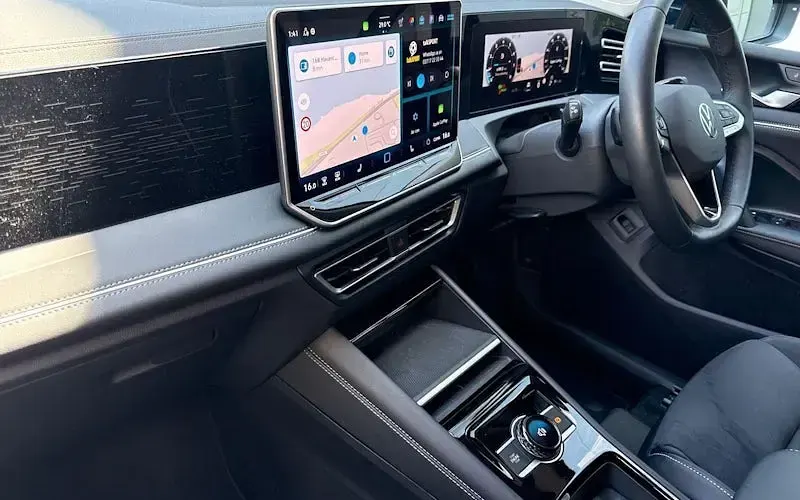 New VW Tiguan Elegance 150 HP (110 kW) 2025 Blue SUV
