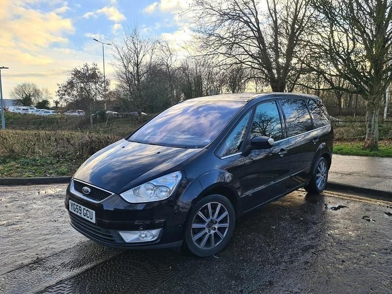 Usado Ford Galaxy Ghia 140 HP (102 kW) 2009 Preto Monovolume