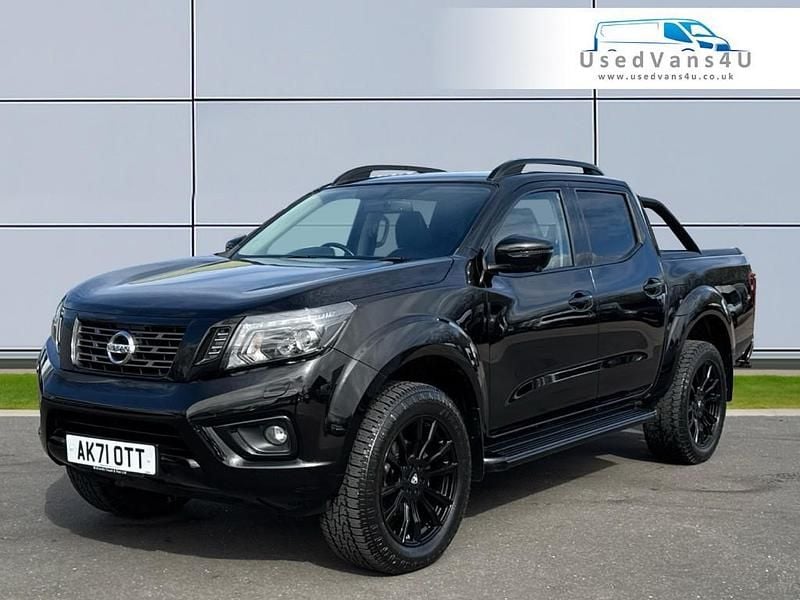 Used Nissan Navara N-Guard 190 HP (139 kW) 2021 Black Pickup