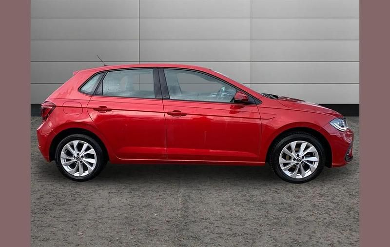 Used VW Polo Style 95 HP (69 kW) 2023 Red Hatchback