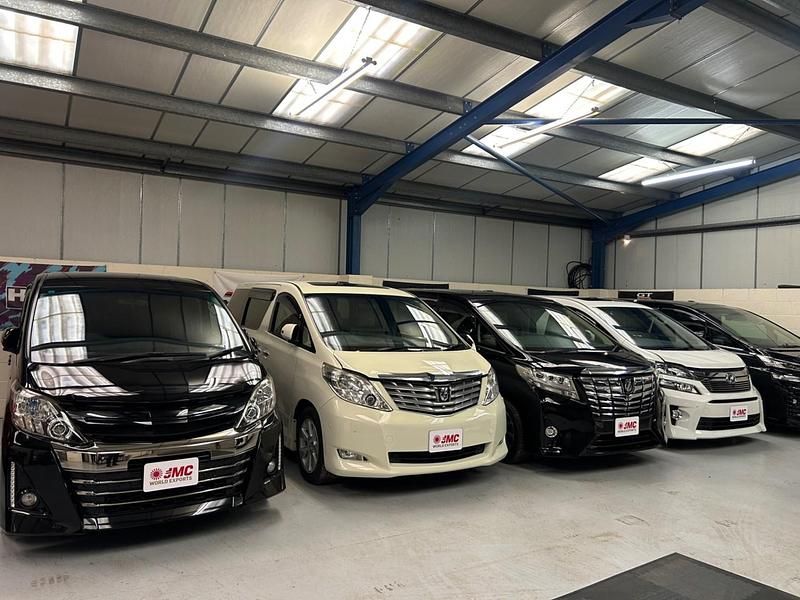 Used Toyota Alphard 2024 White MPV