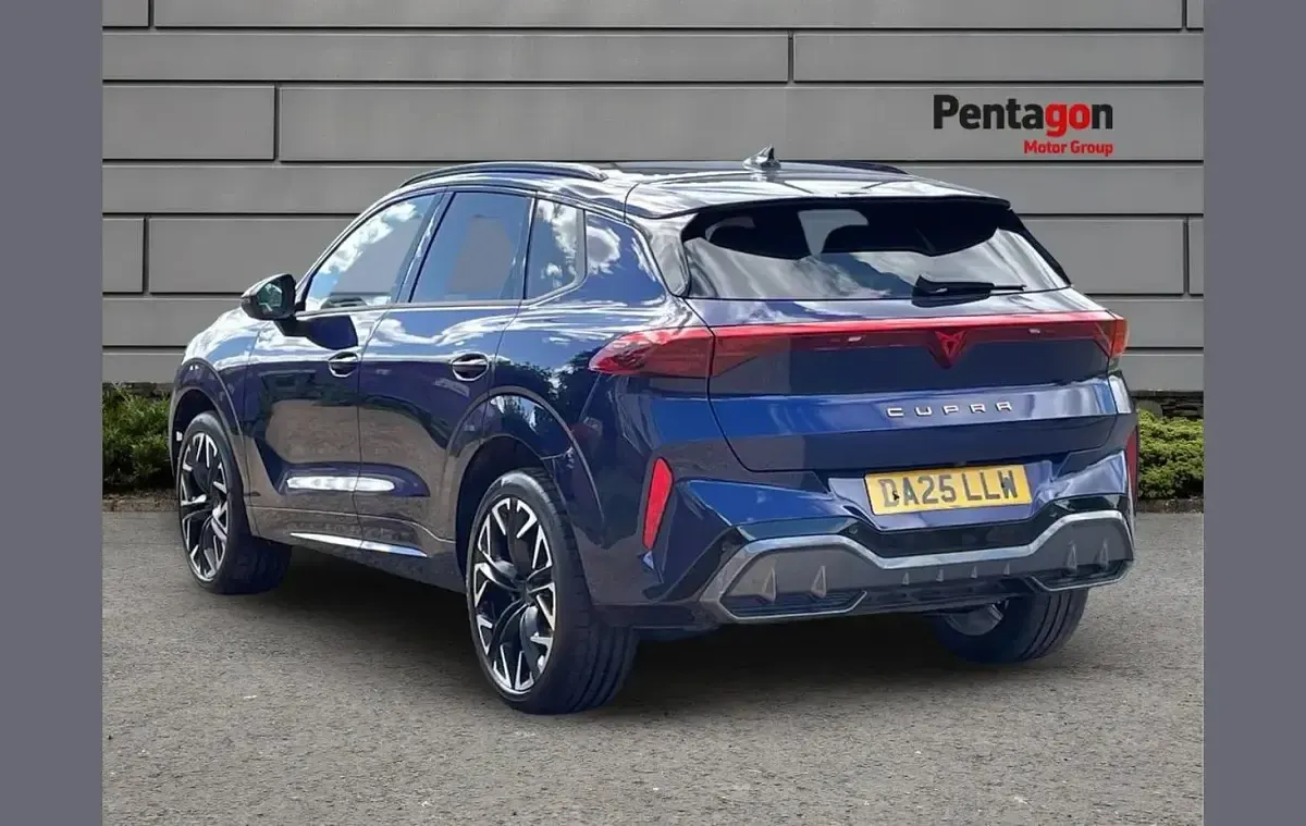 Begagnad Cupra Terramar VZ2 261 HK (191 kW) 2025 Blå SUV