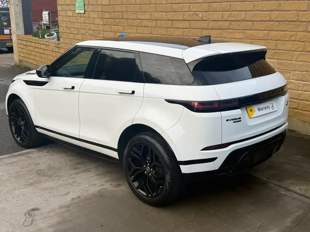 Used Land Rover Range Rover evoque R-Dynamic 2019 White SUV