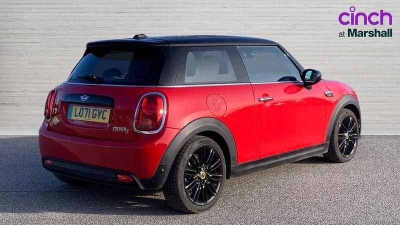 Used Mini Cooper S Level 2 135 kW (184 HP) 2021 Red Hatchback