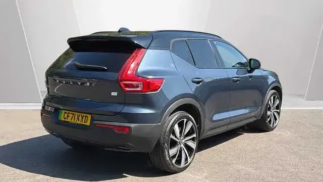 Used Volvo XC40 Pro 300 kW (408 HP) 2022 SUV