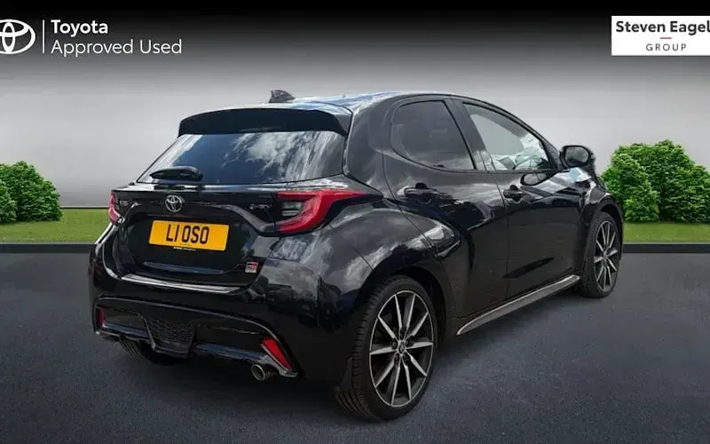 Used Toyota Yaris Sport 131 HP (96 kW) 2026 Black Hatchback