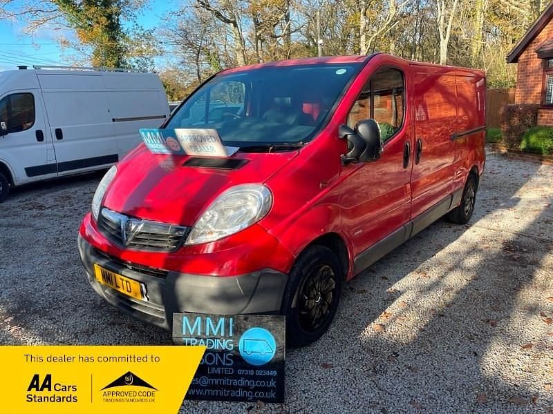 Red Used 2013 Vauxhall Vivaro Van | £3,850 (Good price) - Image 1/3