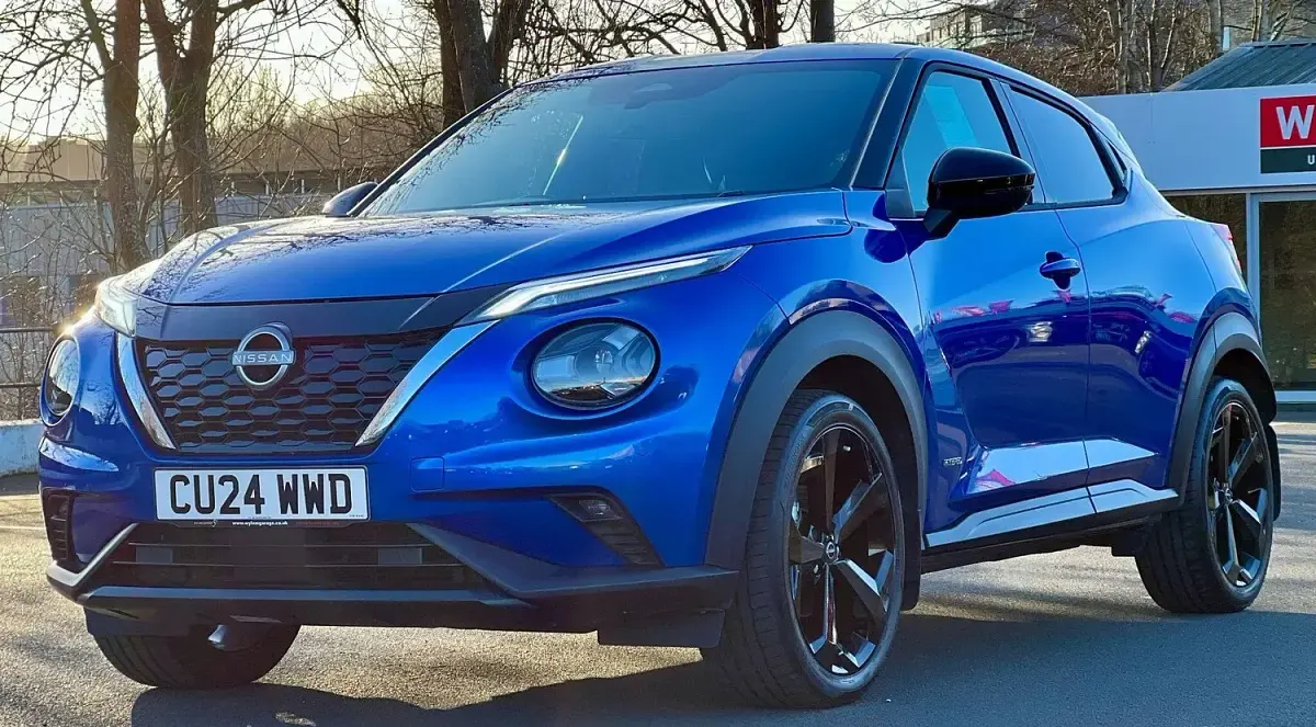 Used Nissan Juke Tekna 143 HP (105 kW) 2024 Blue SUV