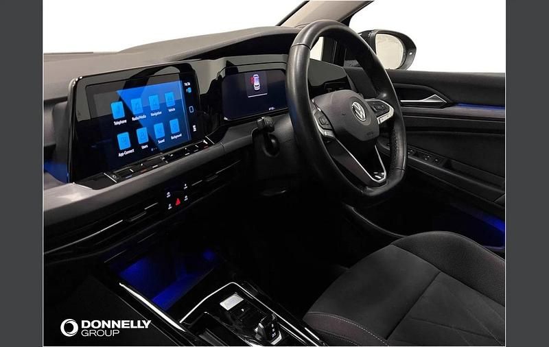 Used VW Golf VIII Style 200 HP (147 kW) 2022 Black Hatchback