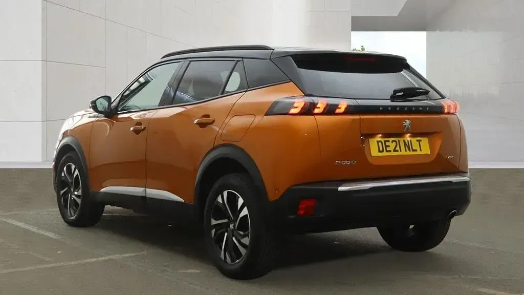 Used Peugeot 2008 GT 110 HP (80 kW) 2021 Orange SUV