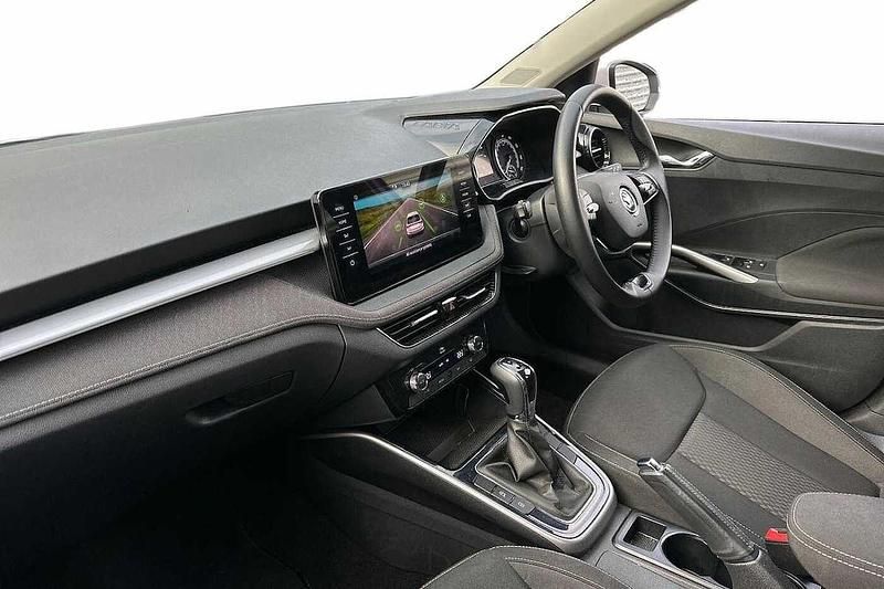 Used Skoda 110 R SE L 81 HP (59 kW) 2024 Moon white metallic Hatchback