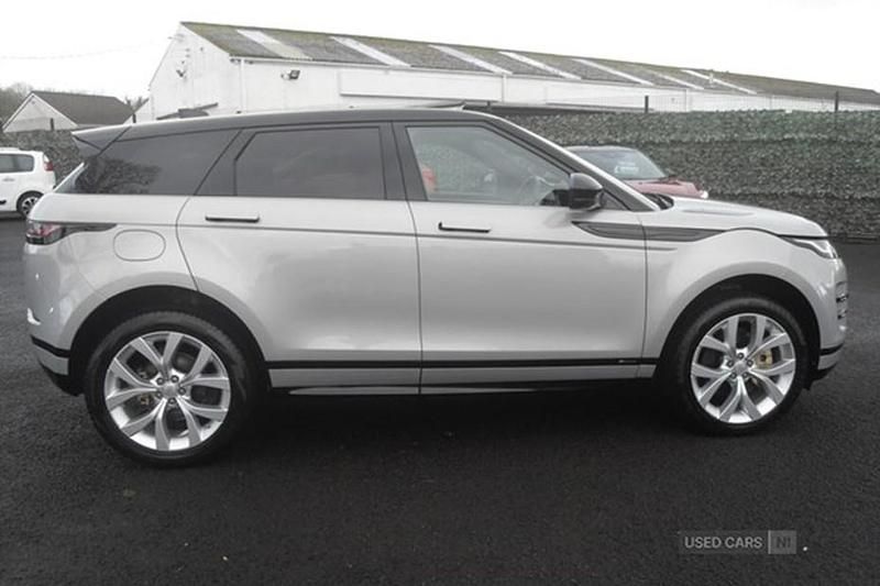 Used Land Rover Range Rover evoque R-Dynamic 150 HP (110 kW) 2019 SUV