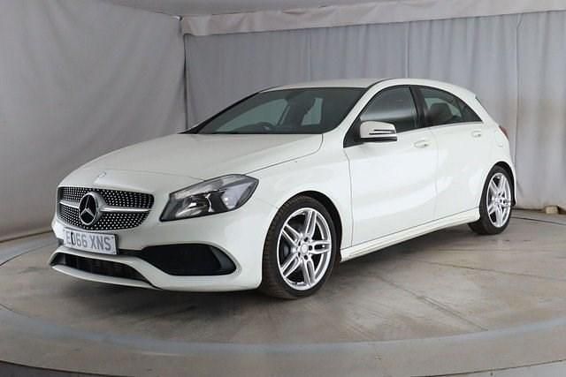 Used Mercedes A200 AMG line 136 HP (100 kW) 2016 White Hatchback