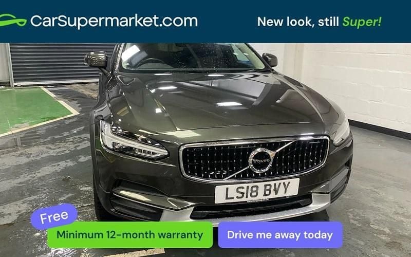 Usado Volvo V90 CC Pro 190 HP (139 kW) 2018 Cinzento Carrinha