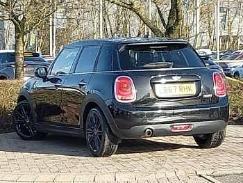 Używany Mini Cooper 136 KM (100 kW) 2018 Czarny Hatchback