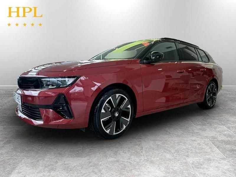 Used Vauxhall Astra Ultimate 114 kW (156 HP) 2024 Red Estate