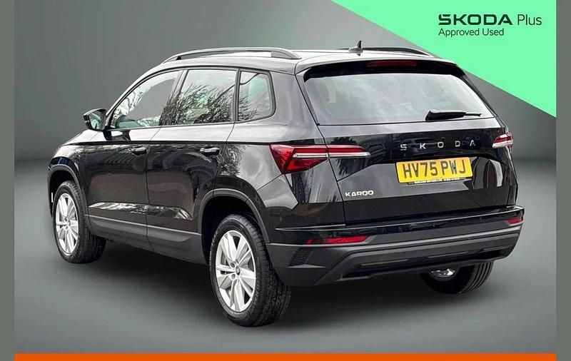 New Skoda Karoq SE 150 HP (110 kW) 2025 Black magic pearl effect SUV