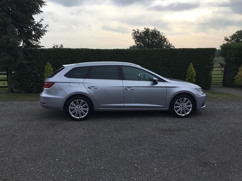 Silver Used 2020 Seat Leon XCELLENCE Estate | £8,795 (Fair price) - Image 1/4