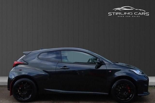 Used Toyota Yaris 261 HP (191 kW) 2020 Black Hatchback