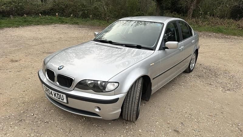 Used BMW 325 Comfort Edition 2004 Silver Sedan